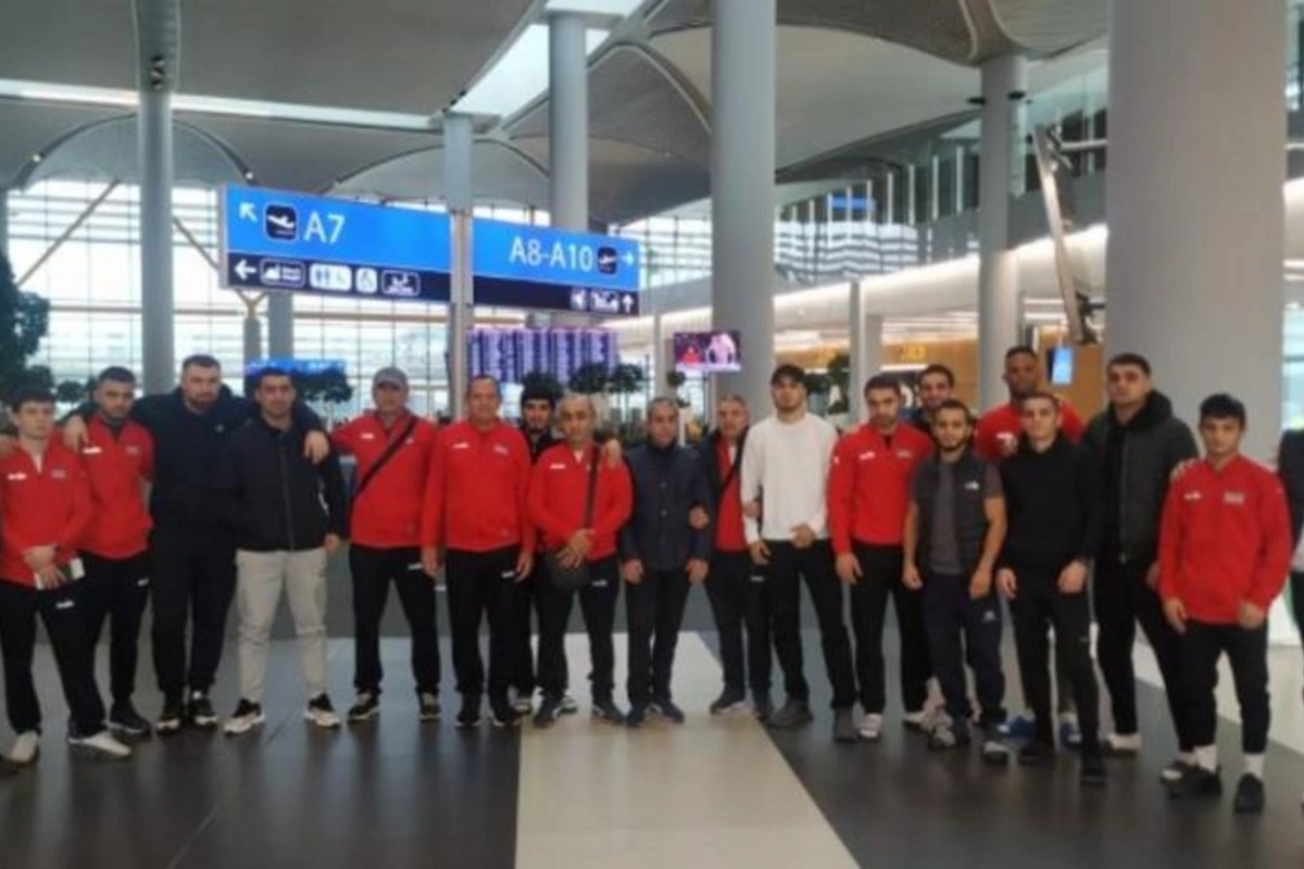 Boksçularımız Madridə yollandı
