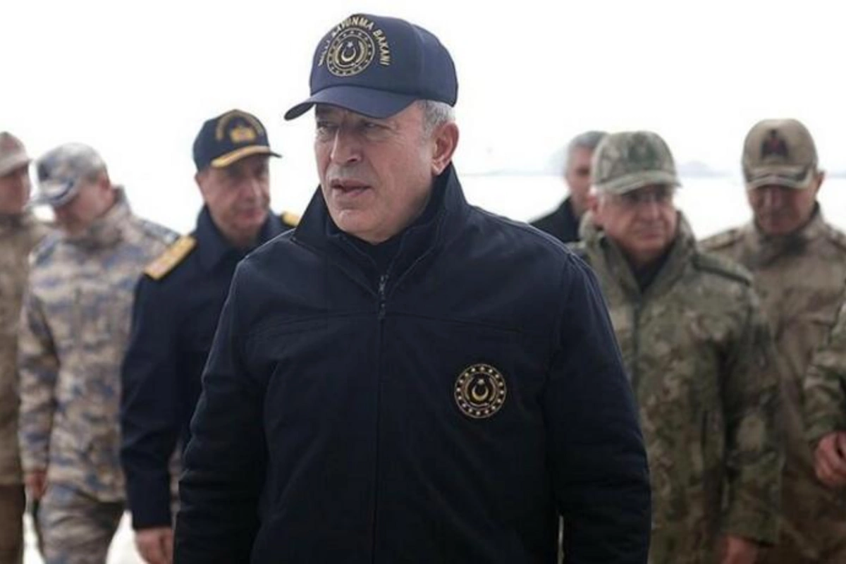 Hulusi Akar İraq sərhədində yoxlamalar aparır