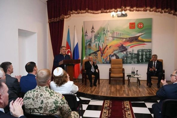 Tatarıstan Prezidenti Azərbaycanda səfərdədir — FOTO