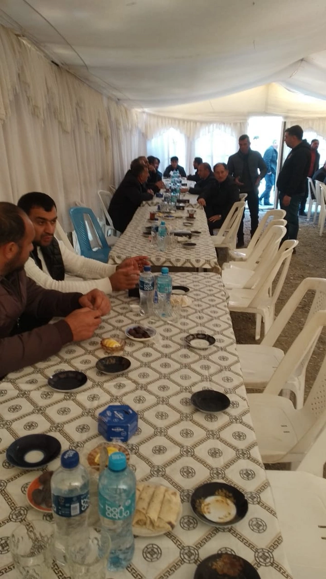 Füzulidə 8 ildir yas mərasimləri sadə, israfçılıqdan kənar keçirilir — FOTOLAR Füzulidə 8 ildir yas mərasimləri sadə, israfçılıqdan kənar keçirilir — FOTOLAR