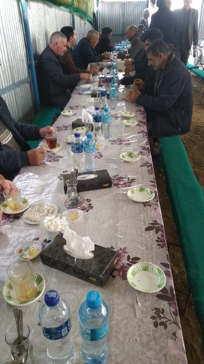 Füzulidə 8 ildir yas mərasimləri sadə, israfçılıqdan kənar keçirilir — FOTOLAR Füzulidə 8 ildir yas mərasimləri sadə, israfçılıqdan kənar keçirilir — FOTOLAR