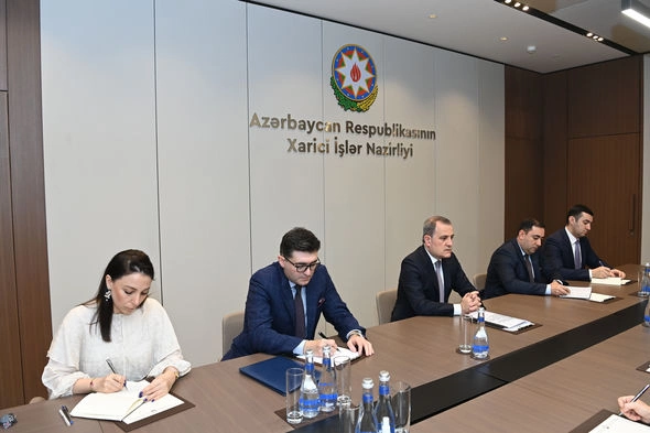 Ceyhun Bayramovla Aİ nümayəndəsi müzakirələr apardılar — FOTO