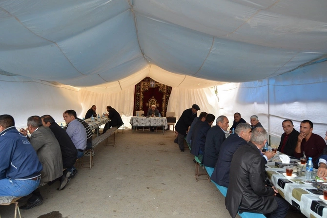 Füzulidə 8 ildir yas mərasimləri sadə, israfçılıqdan kənar keçirilir — FOTOLAR Füzulidə 8 ildir yas mərasimləri sadə, israfçılıqdan kənar keçirilir — FOTOLAR