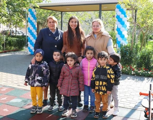 Leyla Əliyevanın iştirakı ilə növbəti abadlaşdırılmış həyətin açılışı olub — FOTO