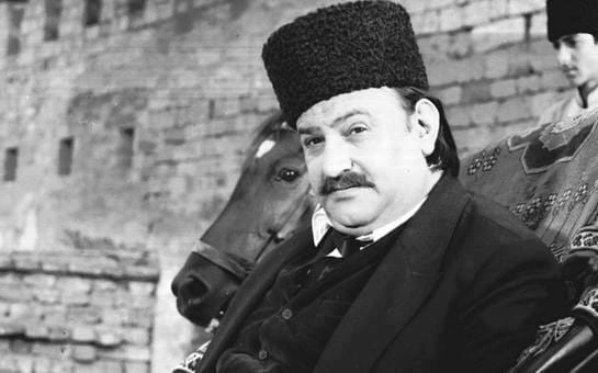 “Atam içən olubsa da, onun kimsənin qapısında yıxılıb yatdığını heç kim görməyib...”
