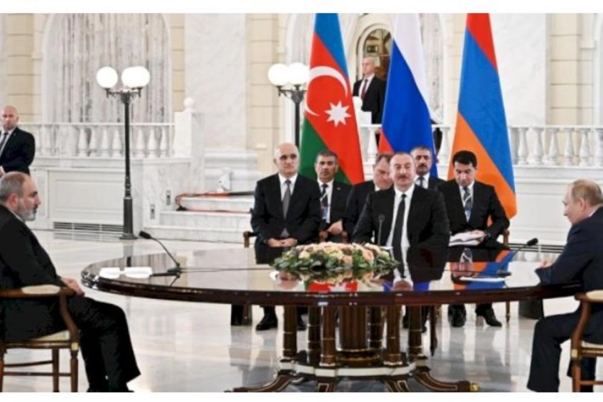 Əliyev Paşinyana deyib ki... — Soçidə liderlərin şam yeməyində nələr baş verib?