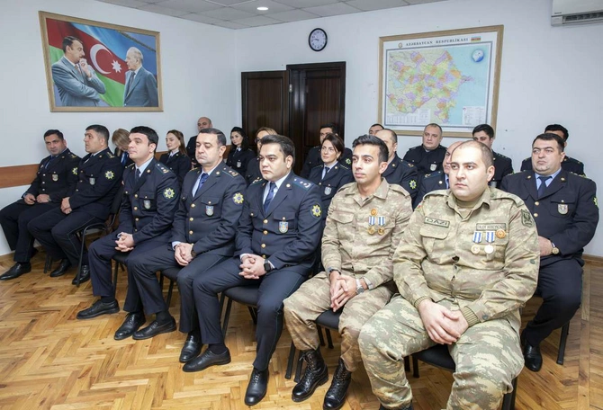 Baş Gömrük Mühafizə Xidmətində Zəfər Günü qeyd edildi — FOTO Baş Gömrük Mühafizə Xidmətində Zəfər Günü qeyd edildi — FOTO