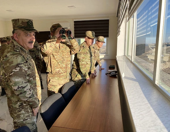 Zakir Həsənov komandoların təlimlərini izlədi, tapşırıqlar verdi — FOTO/VİDEO