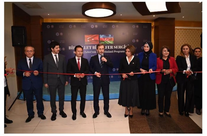 Bələdiyyə sədri: “Azərbaycan Türkiyə, Türkiyə Azərbaycandır...” — FOTOLAR Bələdiyyə sədri: “Azərbaycan Türkiyə, Türkiyə Azərbaycandır...” — FOTOLAR