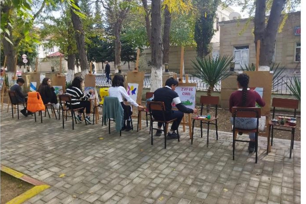 Salyanda Zəfər Tarixi adlı rəsm müsabiqəsi keçirilib — FOTOLAR