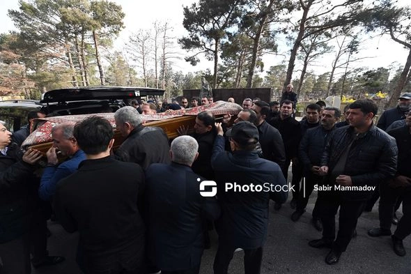Fazil Məmmədov dəfn olundu — YENİLƏNİB (FOTO/VİDEO)