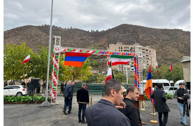 İran-Ermənistan qardaşlığı davam edir — Molla rejimi müqəddəs İslamı alətə çevirib İran-Ermənistan qardaşlığı davam edir — Molla rejimi müqəddəs İslamı alətə çevirib