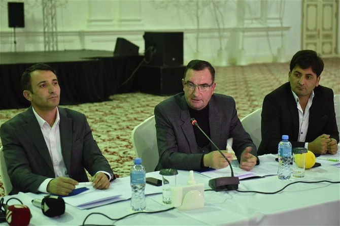 Qubada regional medianın inkişafına dair müzakirələr aparılıb — FOTOLAR