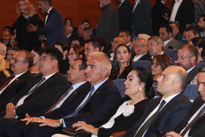 III Dədə Qorqud Türk Dünyası Film Festivalı gələn il Şuşada keçiriləcək — FOTOLAR
