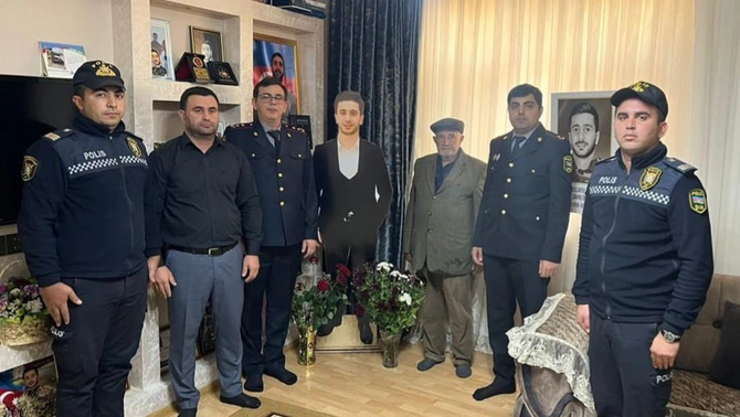Zəngilan polisi Zəfər Günü ilə əlaqədar şəhid ailələrini ziyarət etdi — FOTOLAR Zəngilan polisi Zəfər Günü ilə əlaqədar şəhid ailələrini ziyarət etdi — FOTOLAR