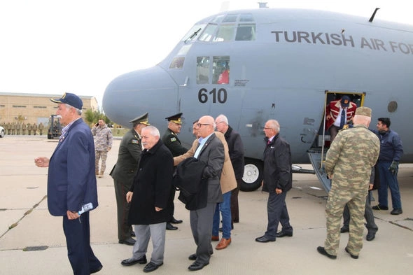 Türkiyəli qazilər Bakıya gəldilər — FOTOLAR