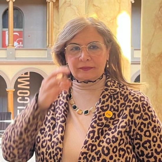İsfəndiyar Vahabzadə Əli İnsanovun partiyasından istefa verdi — FOTO