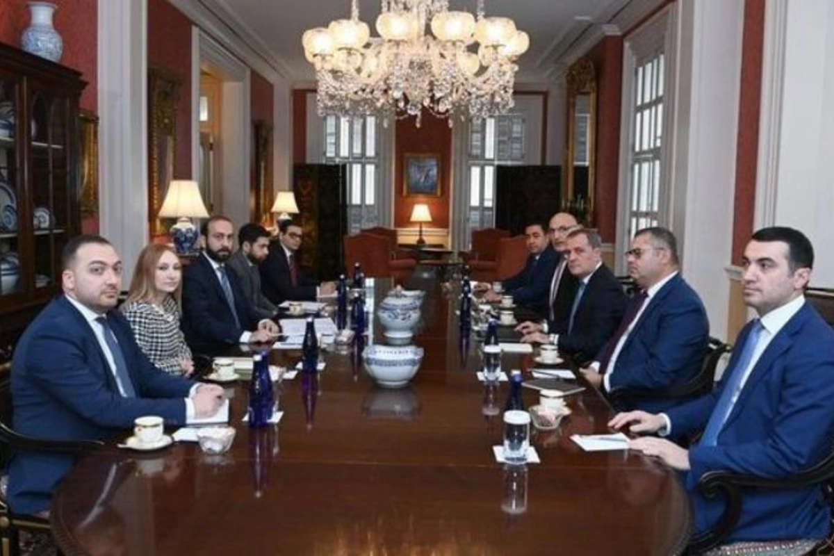 Azərbaycan və Ermənistan XİN başçıları yaxın həftələrdə daha bir görüş barədə razılığa gəliblər