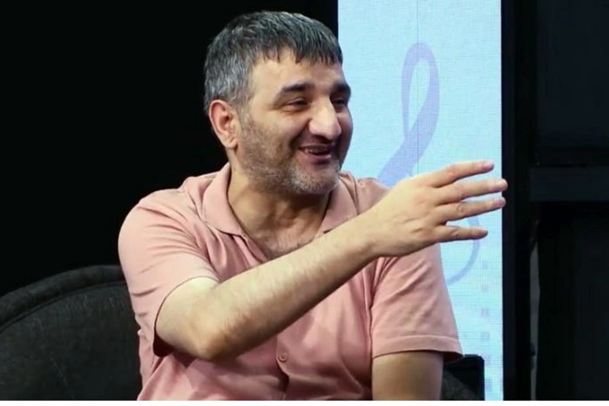 “İstəyir Hindistanda olsun, pis şərh yazanı tapıram”