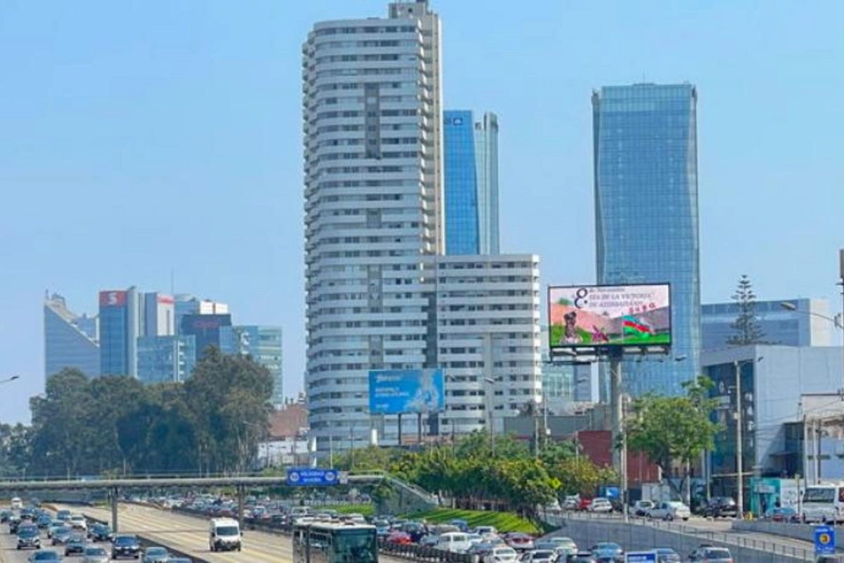 Perunun paytaxtının küçələrində Azərbaycanla bağlı bilbordlar yerləşdirilib — FOTOLAR
