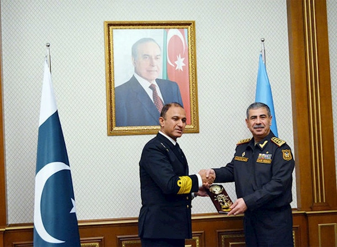 Zakir Həsənov pakistanlı admiralla görüşdü — FOTO Zakir Həsənov pakistanlı admiralla görüşdü — FOTO