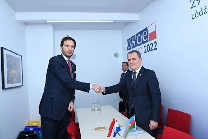 Azərbaycan və Niderlandın XİN başçıları görüşdülər — FOTO