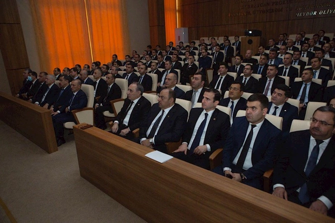 Heydər Əliyevin xatirəsi anıldı — FOTOLAR