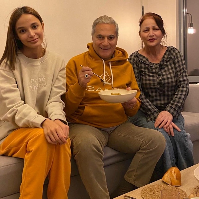 Mehmet Ali Erbil “Miss Azərbaycan“ın evində — FOTO Mehmet Ali Erbil “Miss Azərbaycan“ın evində — FOTO