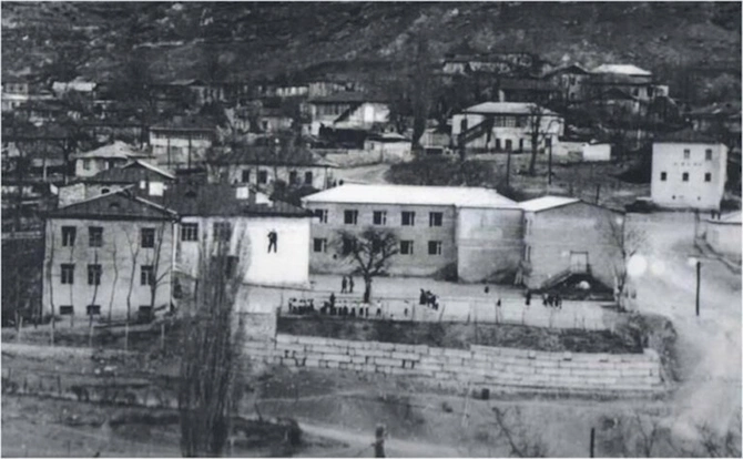 Ermənilərin 1992-ci ildə dağıtdığı Malıbəyli məscidinin qalıqları aşkar edilib — FOTO Ermənilərin 1992-ci ildə dağıtdığı Malıbəyli məscidinin qalıqları aşkar edilib — FOTO