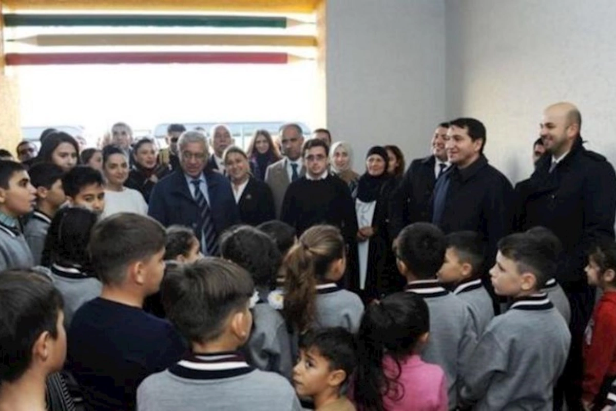 Hikmət Hacıyev və diplomatların Zəngilan məktəbliləri ilə səmimi söhbəti — VİDEO