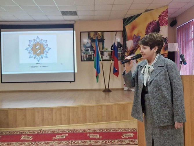Ümummilli lider Heydər Əliyevin xatirəsi Həştərxan şəhərində yad edilib — FOTO Ümummilli lider Heydər Əliyevin xatirəsi Həştərxan şəhərində yad edilib — FOTO