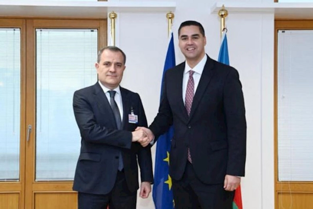 Ceyhun Bayramov maltalı həmkarını Ermənistanın təxribatları barədə məlumatlandırıb — FOTO