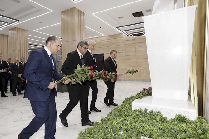 ƏƏSMN-də Ulu Öndər Heydər Əliyevin anım günü qeyd olunub — FOTOLAR