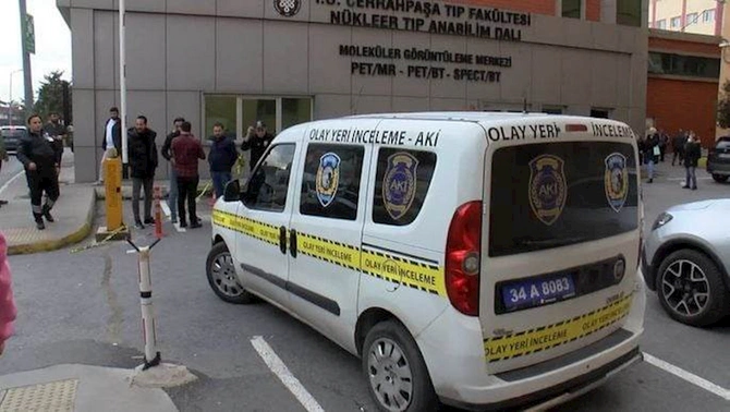 Parkinq davası qanla bitdi — Polis vətəndaşı güllələdi (FOTOLAR) Parkinq davası qanla bitdi — Polis vətəndaşı güllələdi (FOTOLAR)