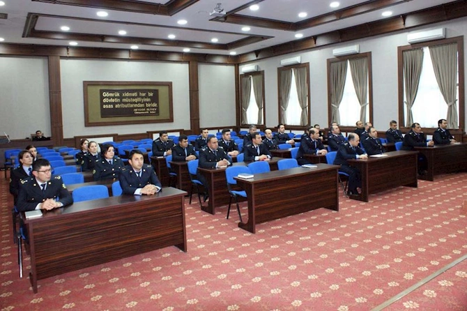 Naxçıvan Baş gömrük İdarəsində Ulu öndərin anım gününə həsr olunmuş tədbir keçirilib — FOTOLAR