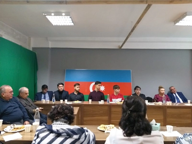 Milli QHT Forumunda Heydər Əliyev və Azərbaycançılıq məfkurəsi adlı konfrans keçirildi — FOTOLAR Milli QHT Forumunda Heydər Əliyev və Azərbaycançılıq məfkurəsi adlı konfrans keçirildi — FOTOLAR
