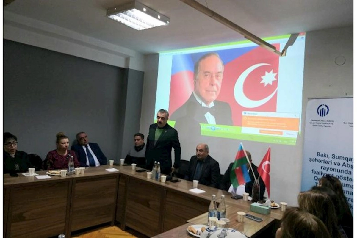 Milli QHT Forumunda Heydər Əliyev və Azərbaycançılıq məfkurəsi adlı konfrans keçirildi — FOTOLAR