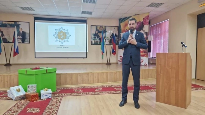 Ümummilli lider Heydər Əliyevin xatirəsi Həştərxan şəhərində yad edilib — FOTO Ümummilli lider Heydər Əliyevin xatirəsi Həştərxan şəhərində yad edilib — FOTO
