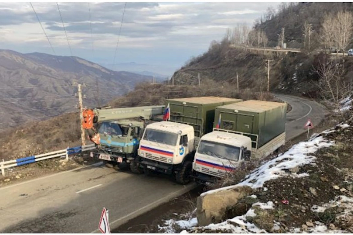 Rusiya sülhməramlıları da Xankəndi yolunu tam bağladı — FOTO