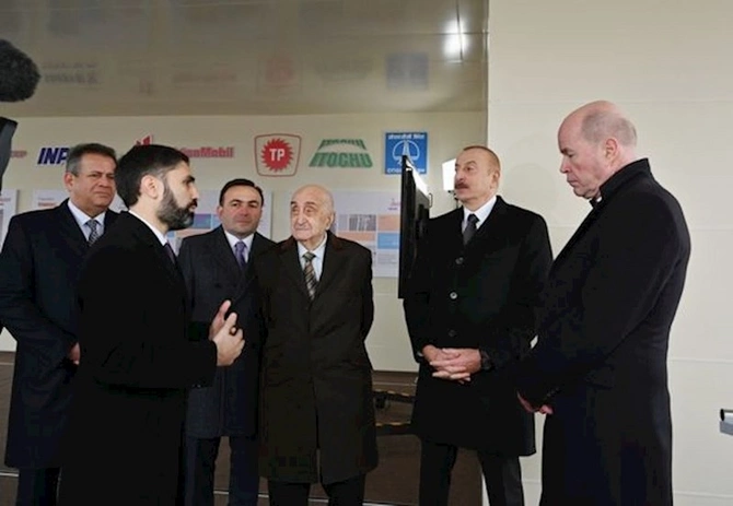 Prezident “Azəri-Mərkəzi-Şərqi” platformasının dayaq blokunun yola salınması mərasimində — YENİLƏNİB (FOTO)