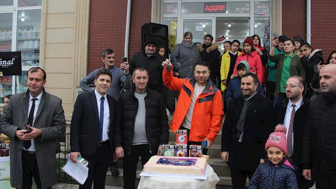 “Final” qalibə avtomobil verdi — FOTOLAR “Final” qalibə avtomobil verdi — FOTOLAR