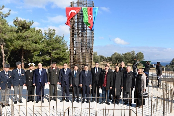 Türkiyədə şəhid olan Azərbaycan əsgərlərinin xatirəsinə ucaldılacaq abidənin təməli qoyulub — FOTO