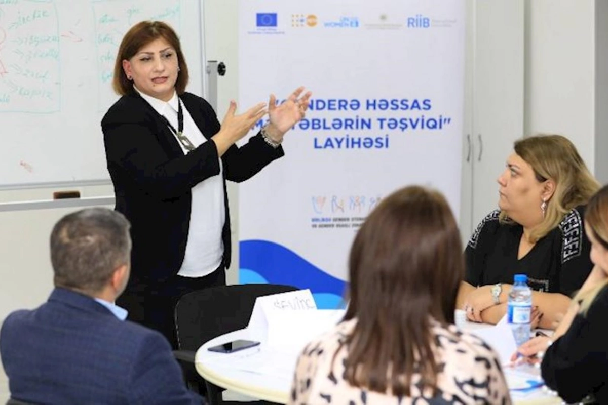 “Genderyönümlü pedaqogika” üzrə təlimləndirilən 400-ə yaxın müəllim təhsil sistemində gender bərabərliyini təşviq edəcək