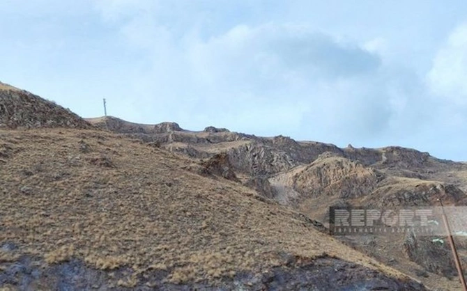 Jurnalistlər Kəlbəcərdə mina partlayışları baş vermiş ərazidədir — FOTO