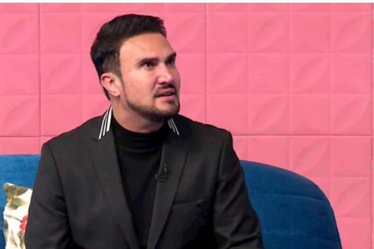 “Deyirlər ki, bahalı başdaşı qoymaqdansa, bacını sağaldardın”