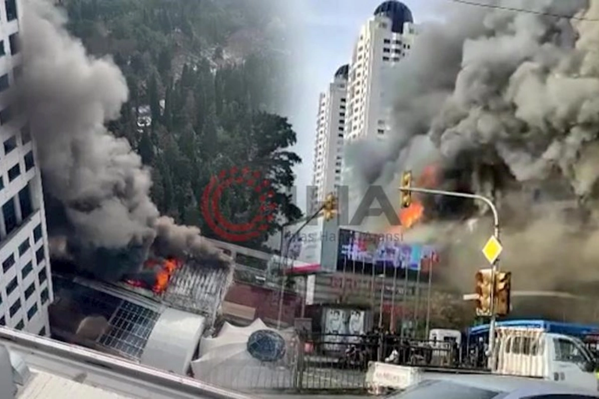 İstanbulda ticarət mərkəzi yanır — VİDEO