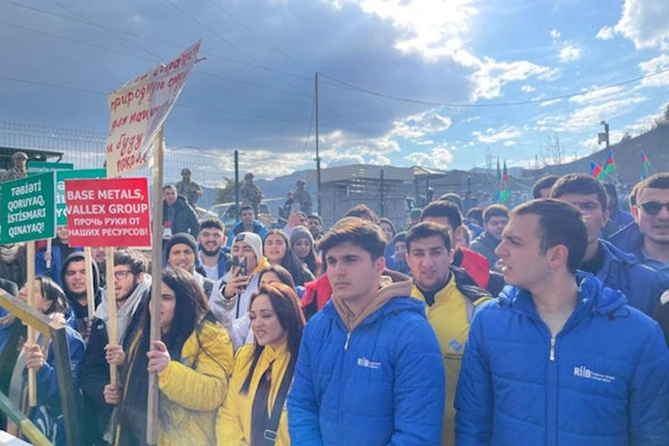 Könüllü gənclər Qarabağda ekoloji aksiyada — FOTOLAR