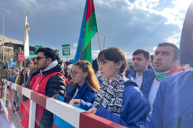 Könüllü gənclər Qarabağda ekoloji aksiyada — FOTOLAR