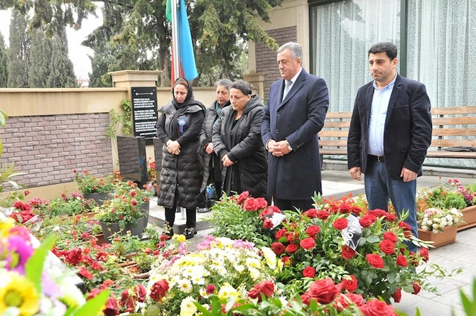 Abşeronda şəhidlər yad edilib — FOTOLAR