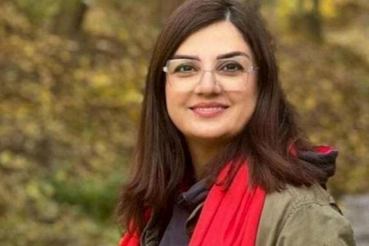 Təbrizdə daha bir qadın fəal həbs edildi — FOTO